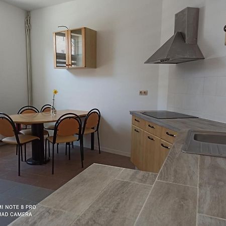 Loft Cosi A Proximite Du Centre Geographique Belge Lejlighed Gembloux Eksteriør billede